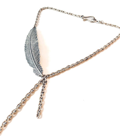 collar pluma plata envejecida