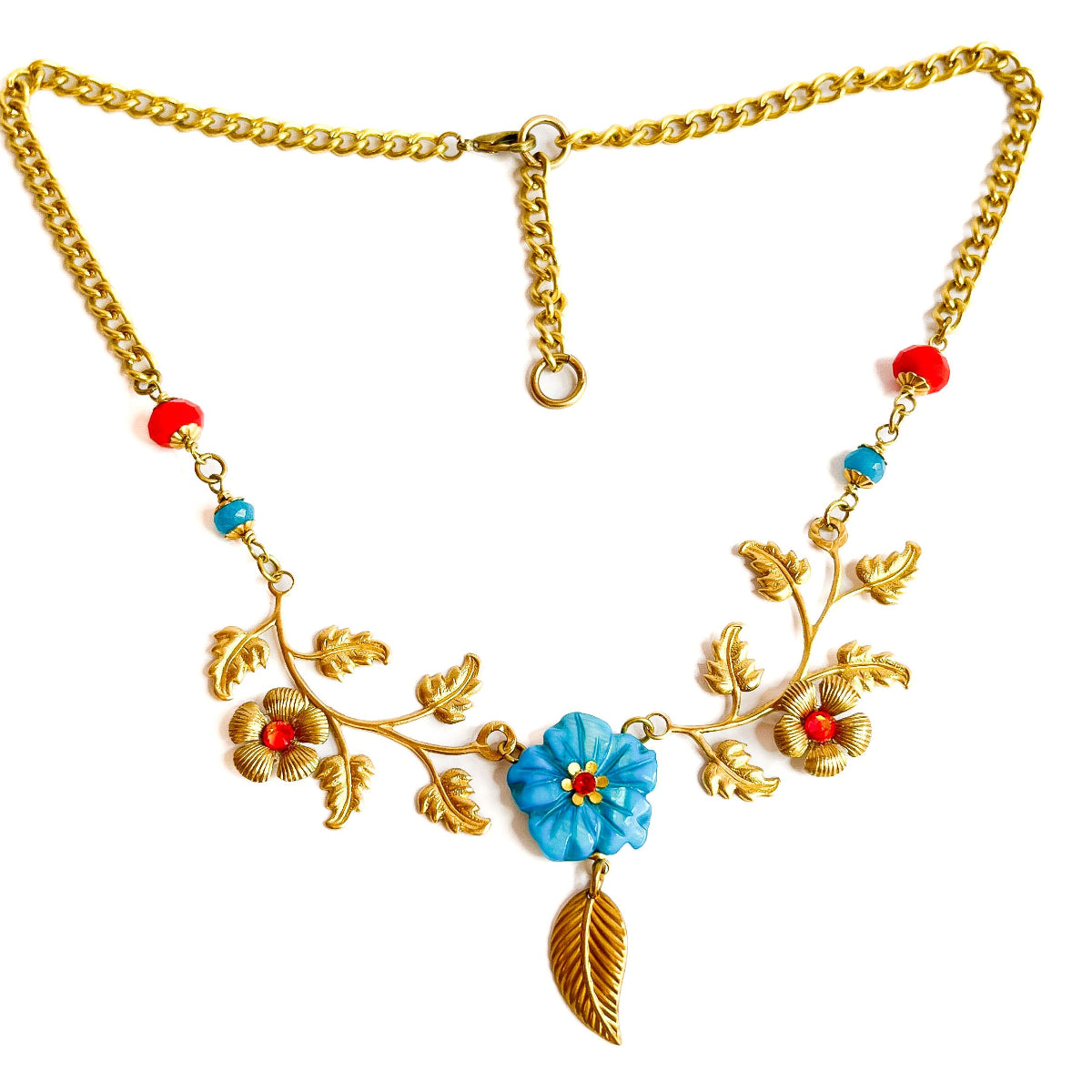 Collar Enredadera Floral con Flor de Nácar Azul