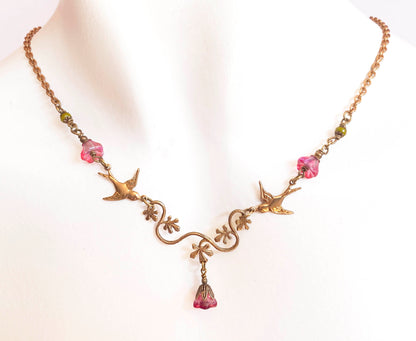 Collar Rama en Flor y Golondrinas