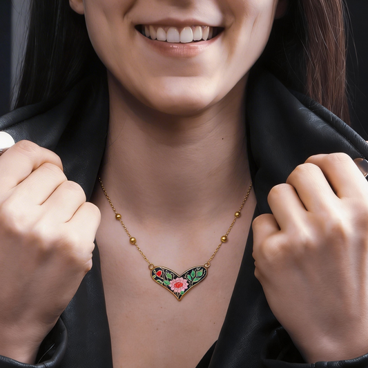 Collar Colgante Corazón Esmaltado Japonés