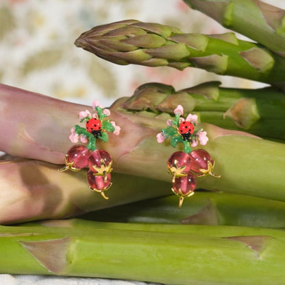 hermosos aros esmaltados con chinita mariquita ladybug