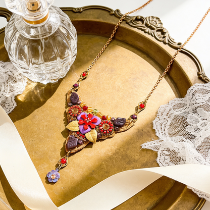 collar magnifico bordado a mano